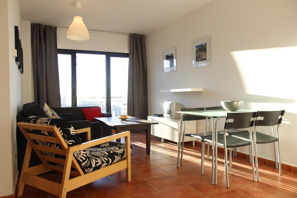 Apartamentos Habitat Zona Media Моначиль Экстерьер фото