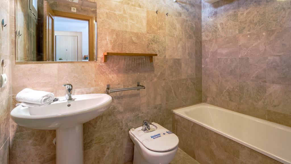 Apartamentos Habitat Zona Media Моначиль Экстерьер фото