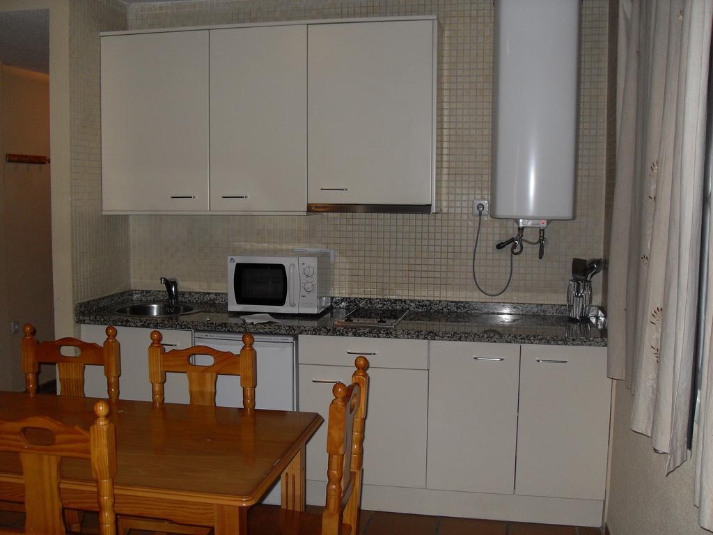 Apartamentos Habitat Zona Media Моначиль Номер фото