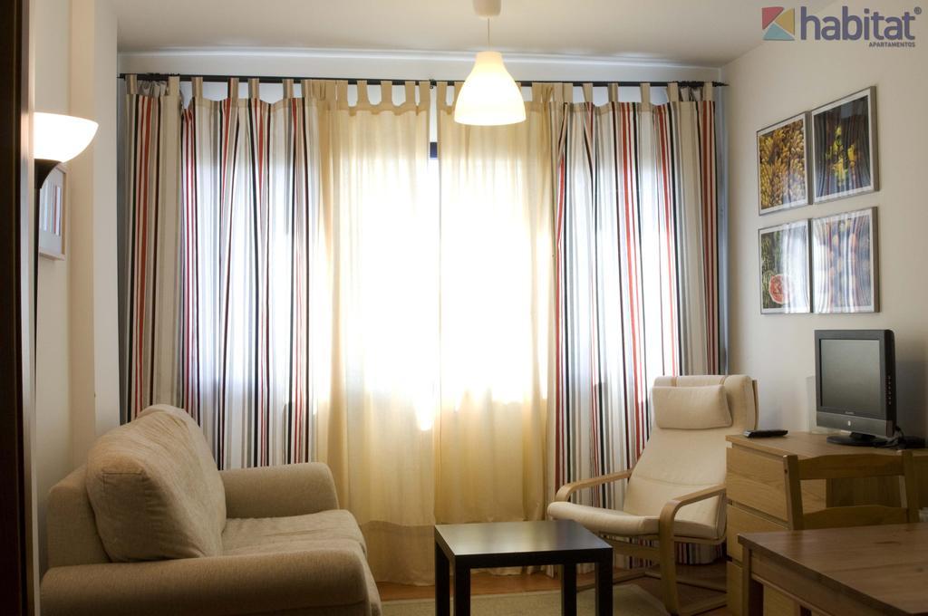 Apartamentos Habitat Zona Media Моначиль Номер фото