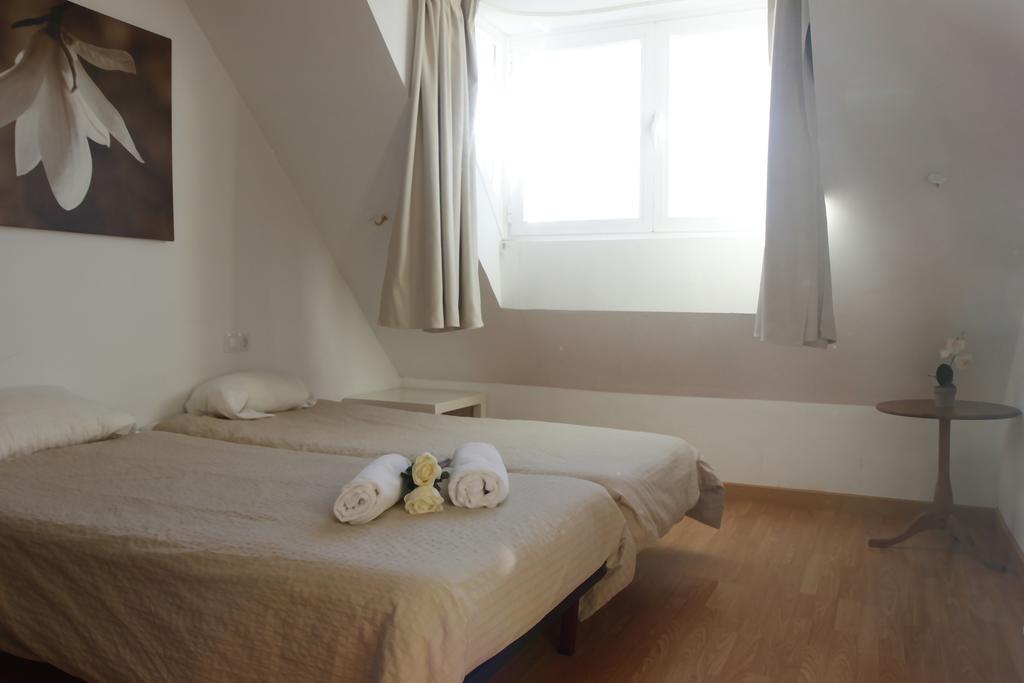 Apartamentos Habitat Zona Media Моначиль Экстерьер фото